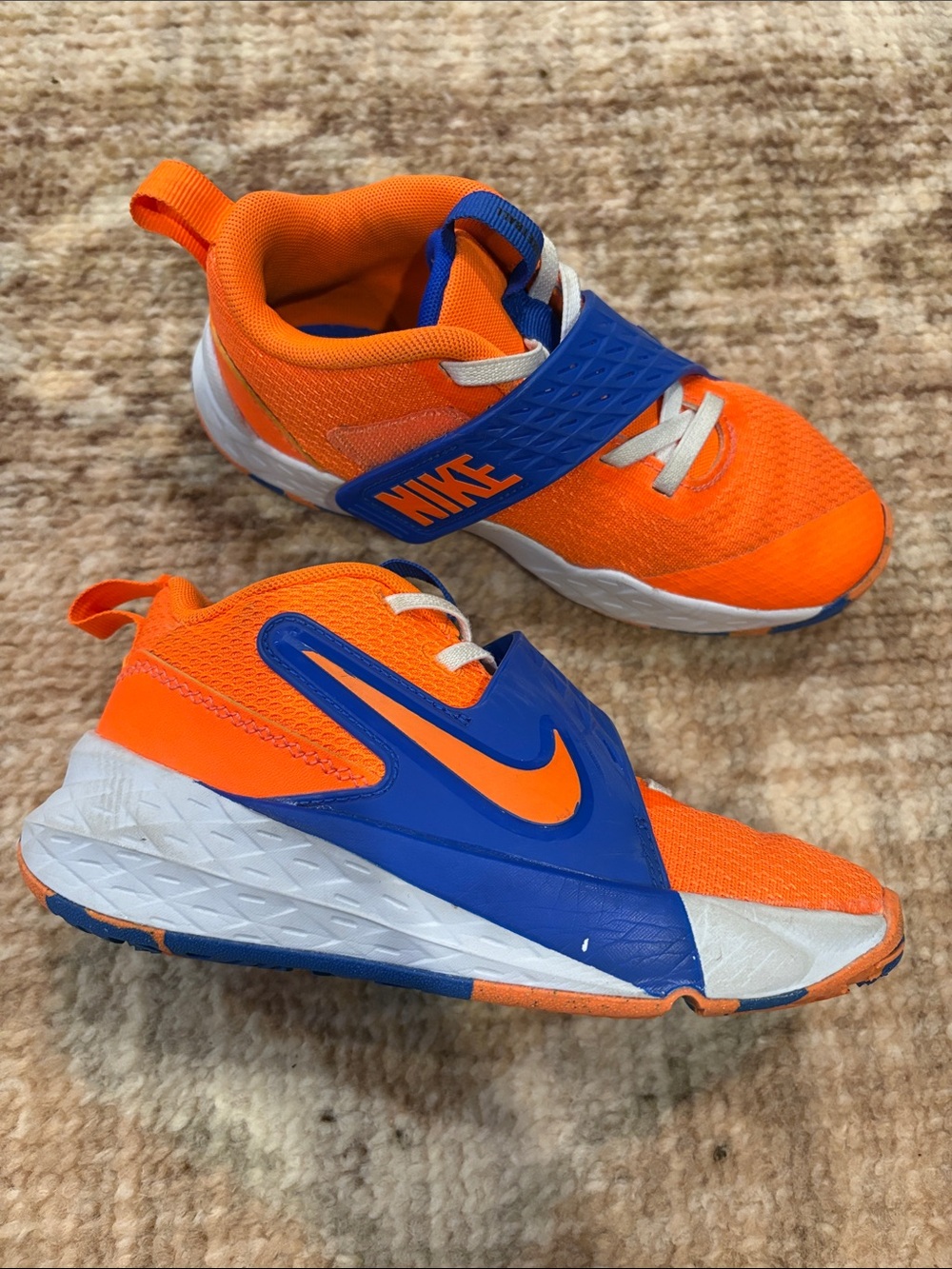 Nike Team Hustle D 10 FlyEase